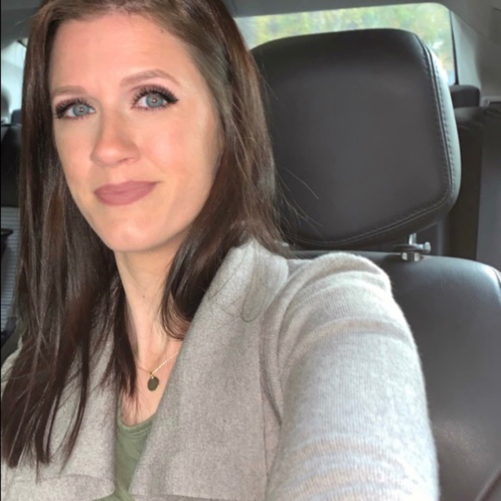 Meet your Posher, Candice